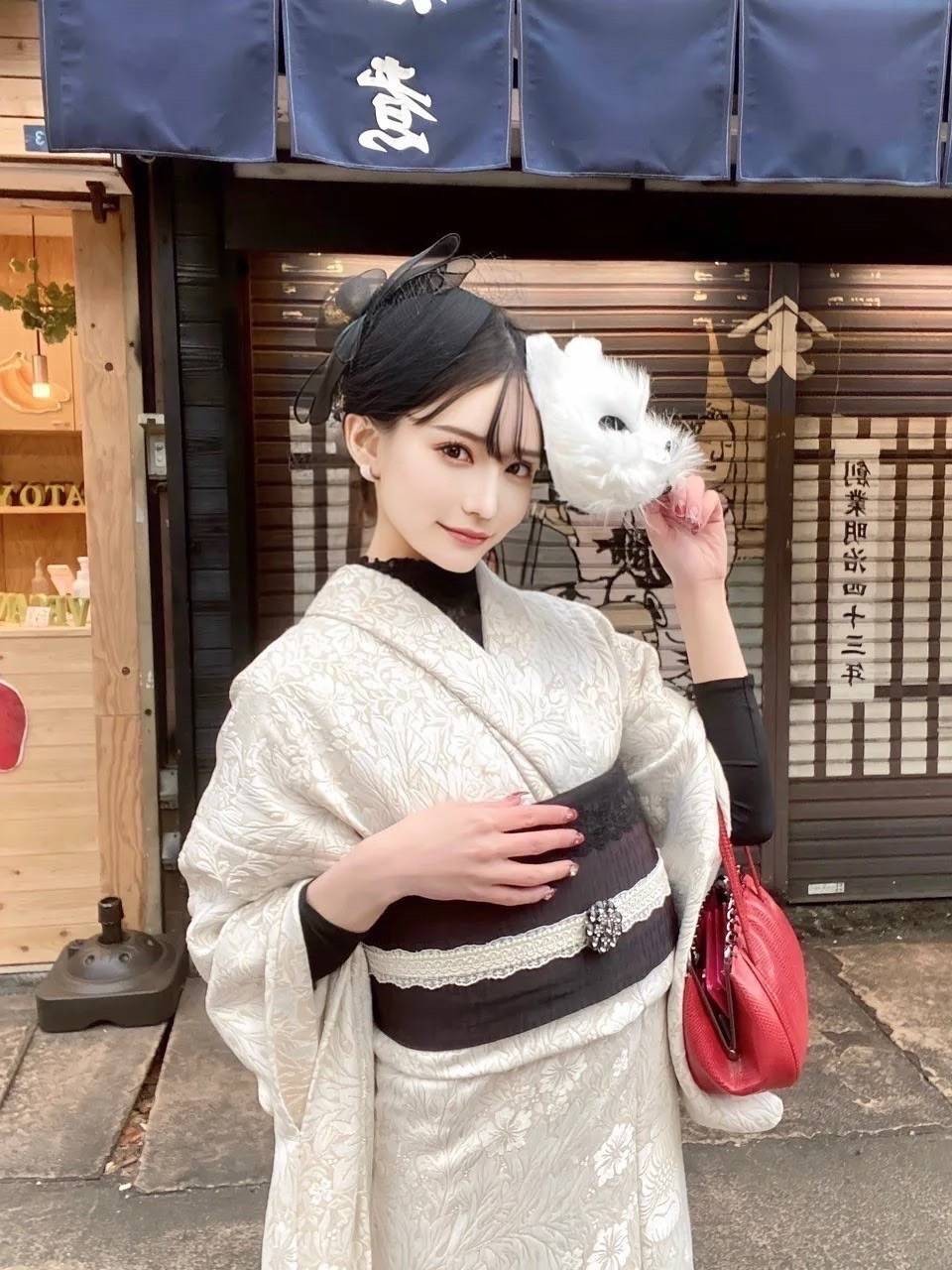 日本高雄世津子外約圖片