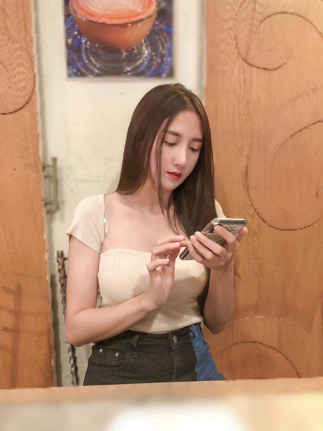 泰國台北章若楠定點圖片